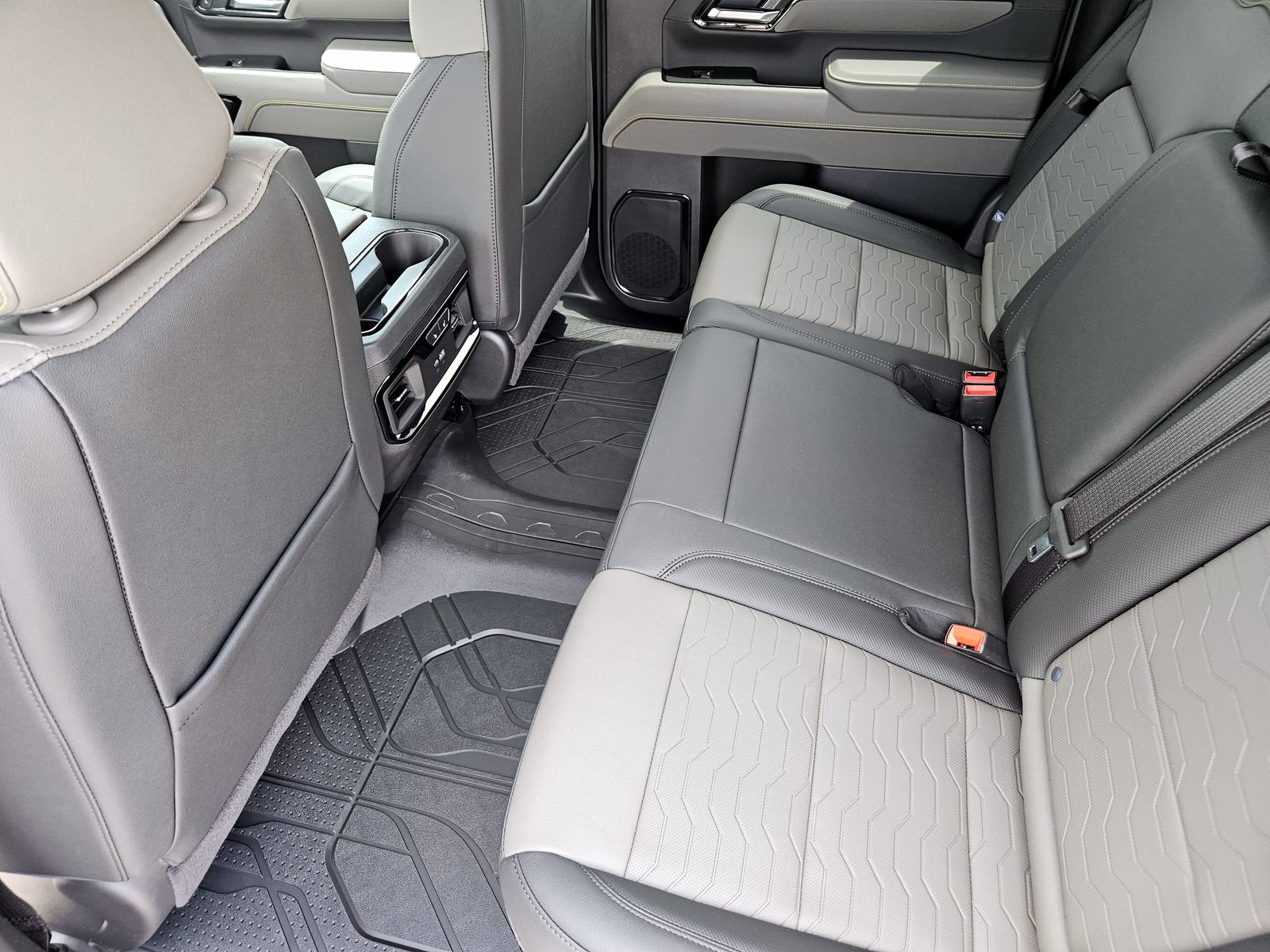 New 2026 Chevrolet Silverado 2500 ZR2 AWD/4WD image 26