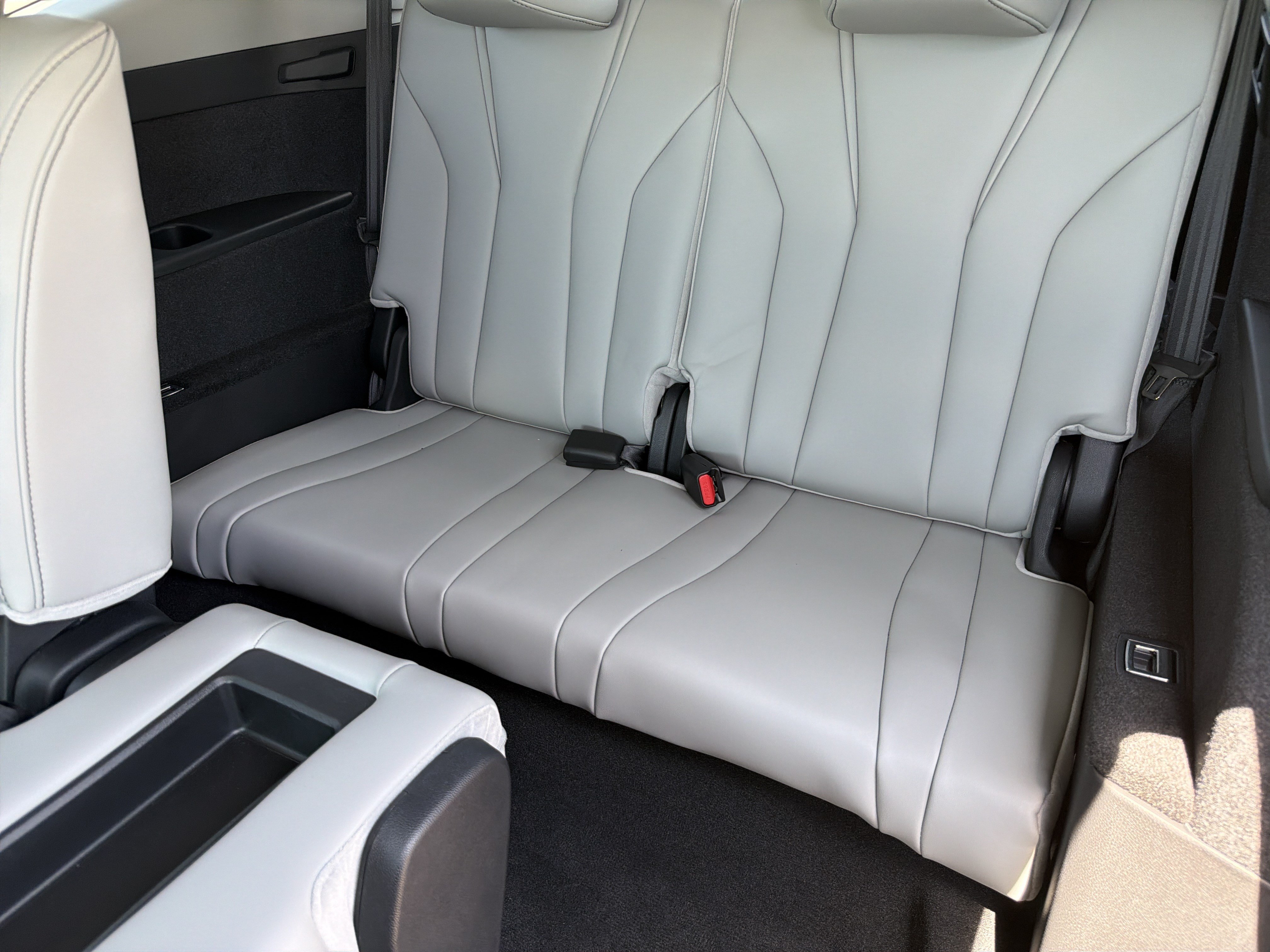 Certified 2026 Acura MDX FWD w/ Technology Package image 32