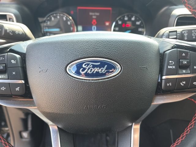 Used 2023 Ford Explorer ST-Line w/ Class IV Trailer Tow Package AWD/4WD image 12