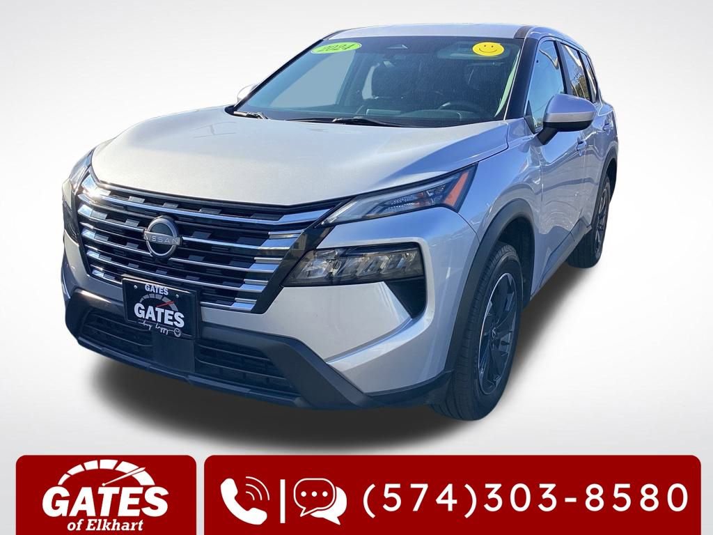 Used 2024 Nissan Rogue SV image 5