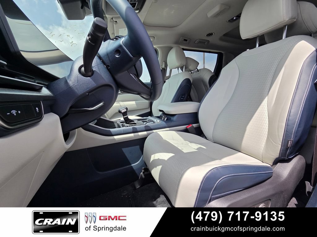 Used 2026 Kia Carnival SX Prestige FWD image 24