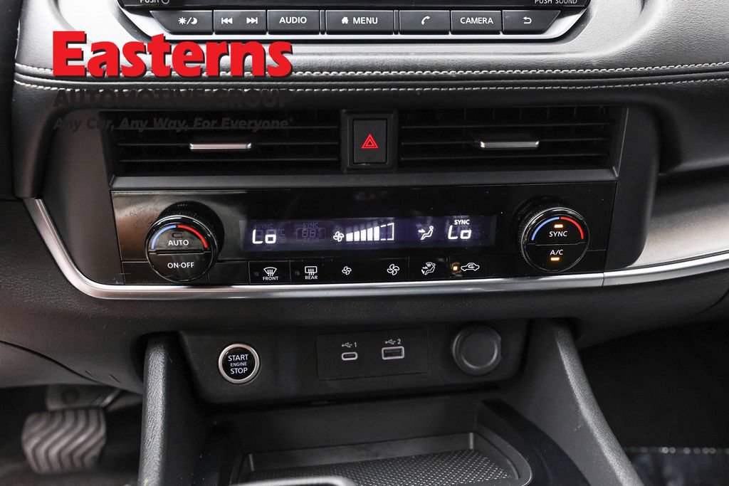 Used 2023 Nissan Rogue SV AWD/4WD image 21