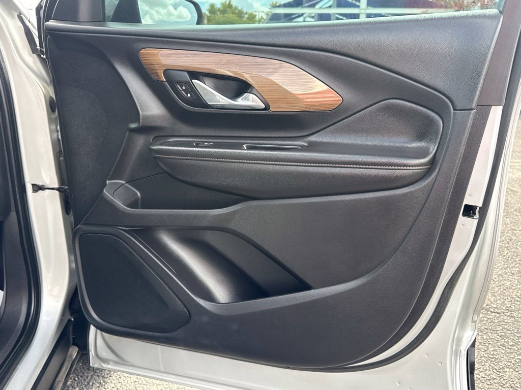 Used 2020 GMC Terrain SLE FWD image 23