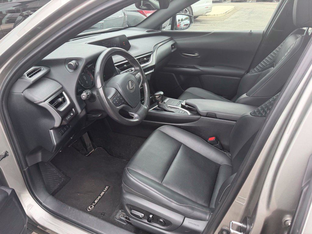Used 2020 Lexus UX 250h w/ Premium Package AWD/4WD image 5