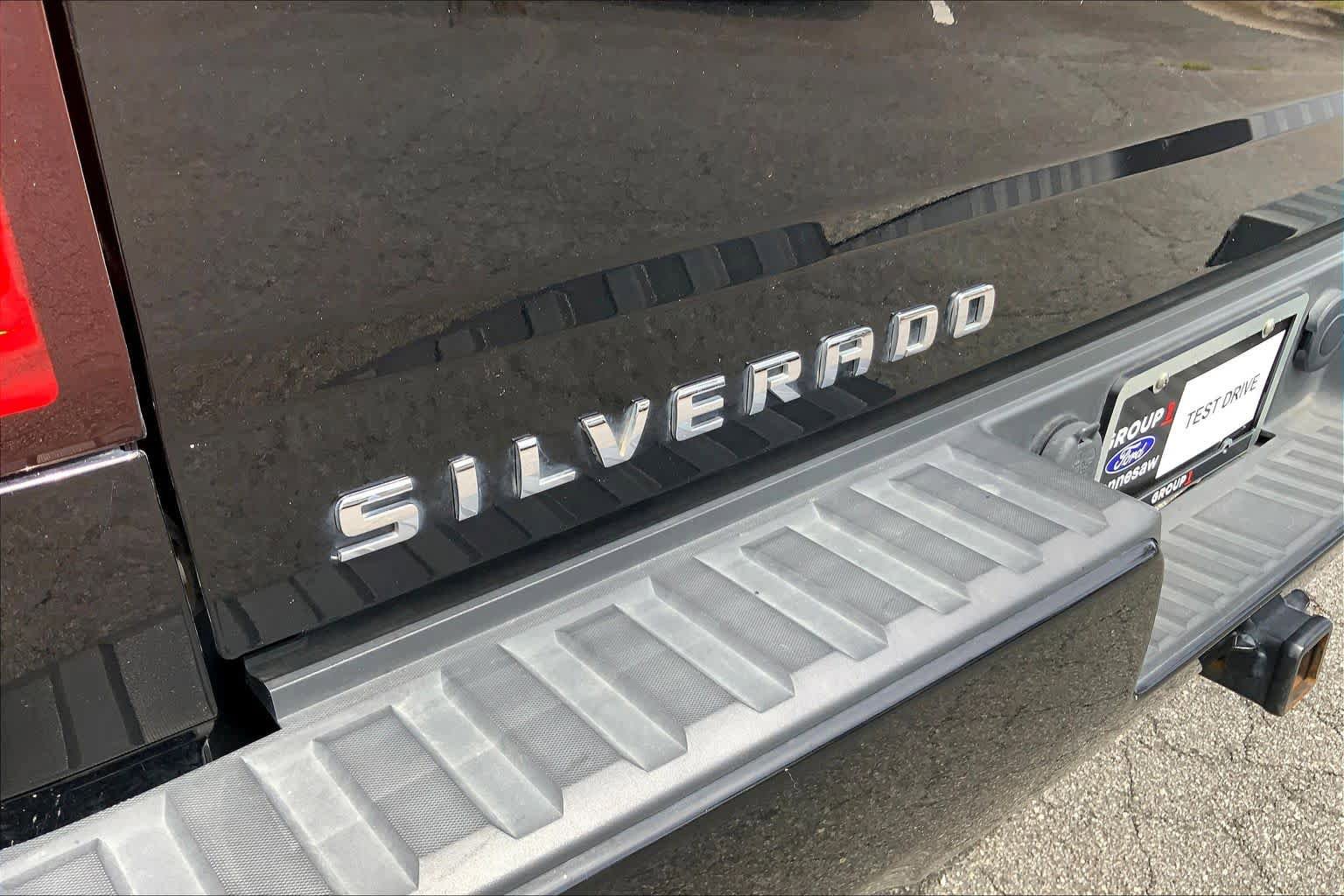 Used 2017 Chevrolet Silverado 1500 LT w/ All Star Edition AWD/4WD image 30