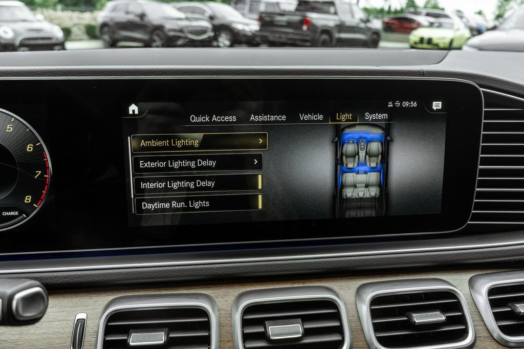 Used 2022 Mercedes-Benz GLS 450 4MATIC image 21