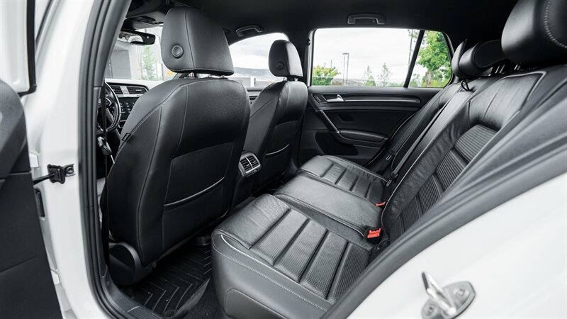 Used 2019 Volkswagen Golf R 4-Door AWD/4WD image 36