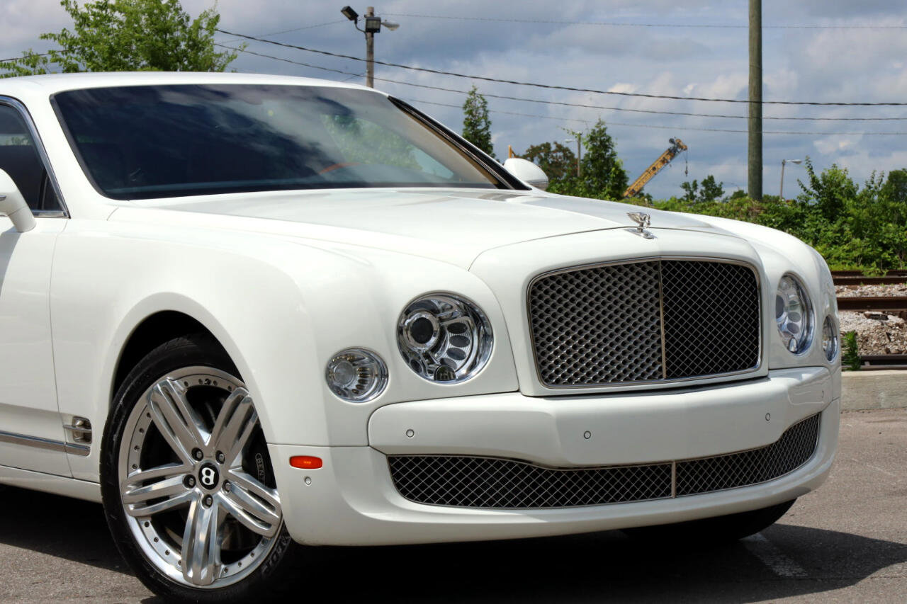 Used 2011 Bentley Mulsanne 4dr Sdn image 13
