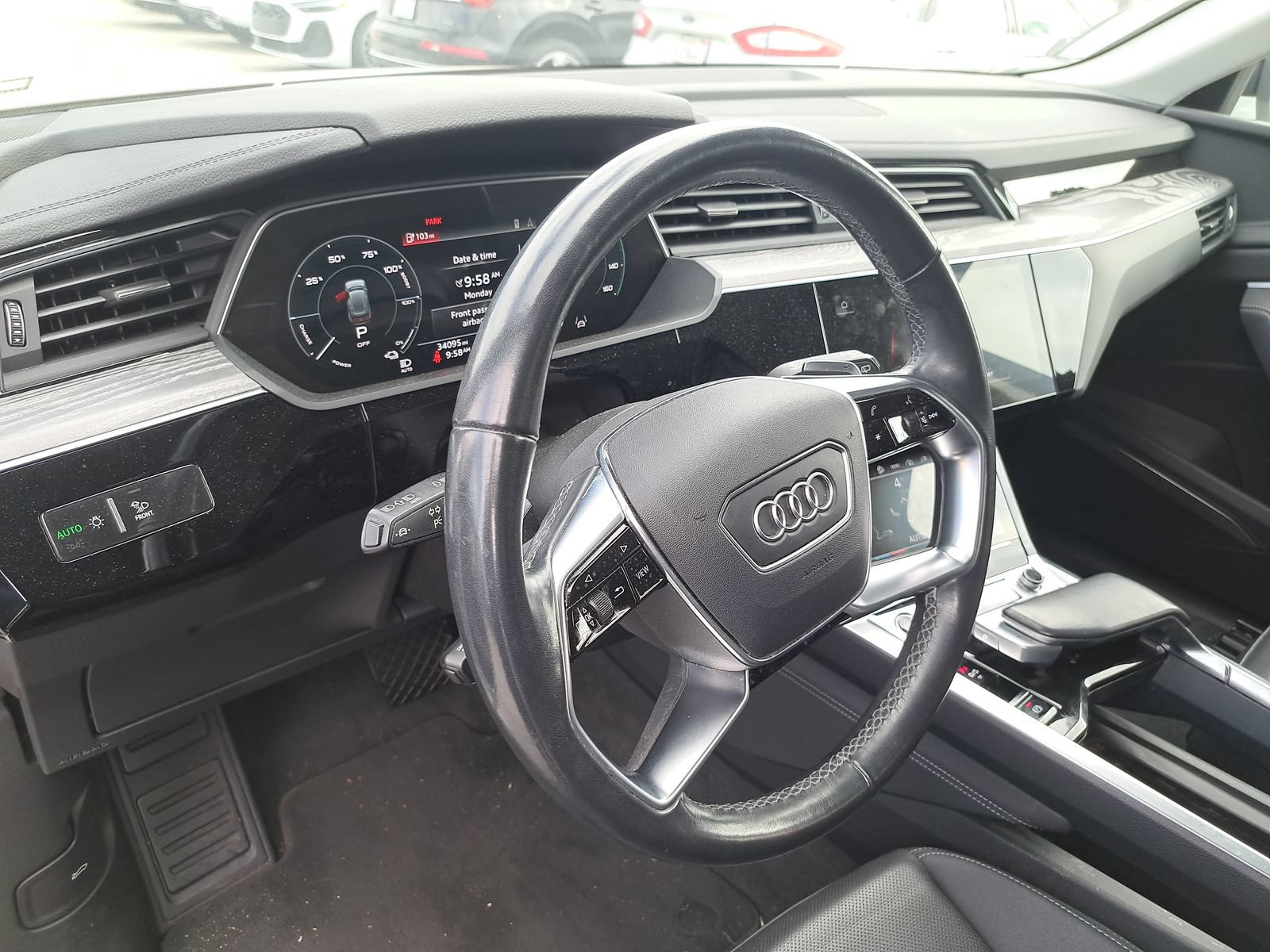 Used 2024 Audi Q8 e-tron Premium Plus AWD/4WD image 10