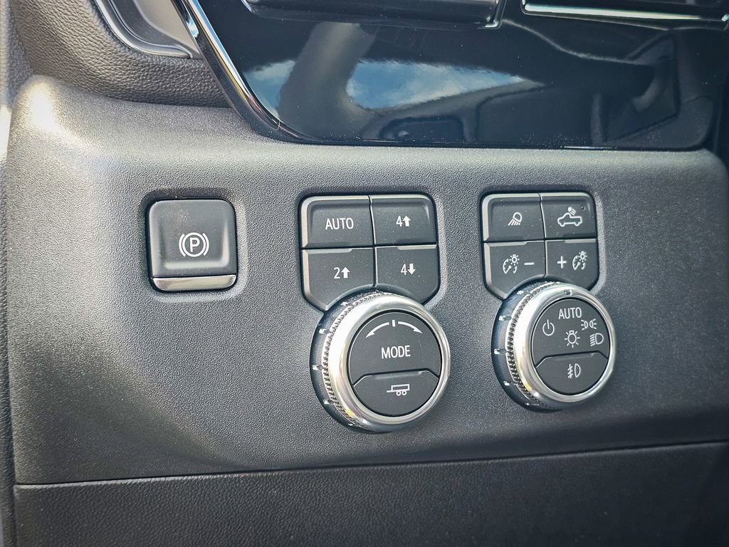 New 2026 GMC Sierra 2500 SLT w/ SLT Premium Package image 17