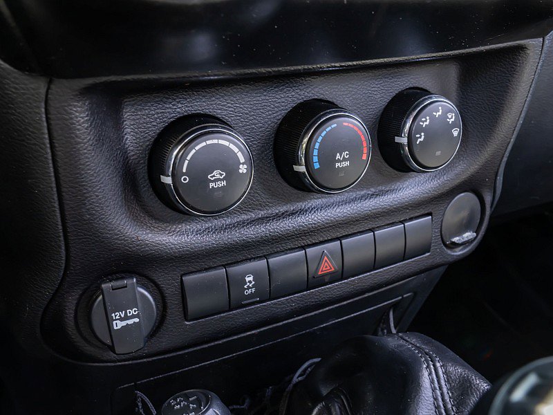 Used 2017 Jeep Wrangler Unlimited Sport AWD/4WD image 29