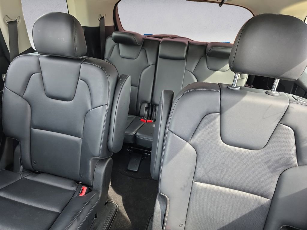 Used 2025 Kia Telluride S image 13