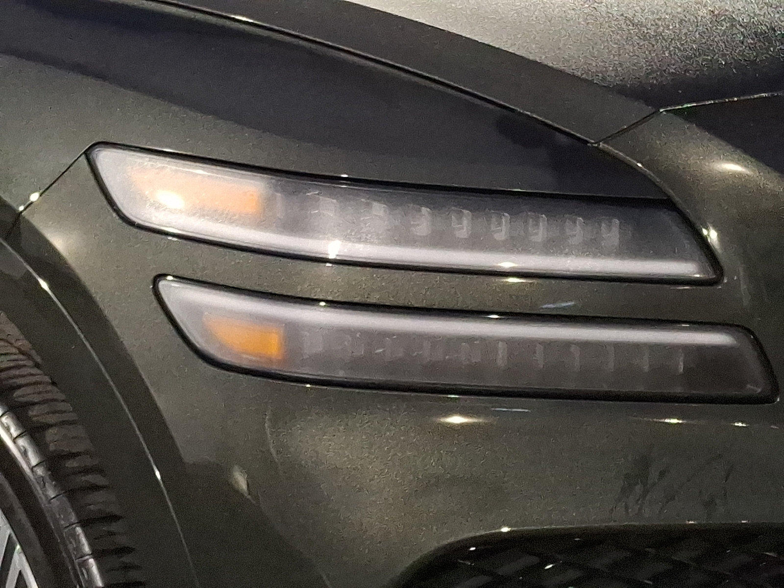 Certified 2025 Genesis GV80 2.5T Prestige AWD/4WD image 9