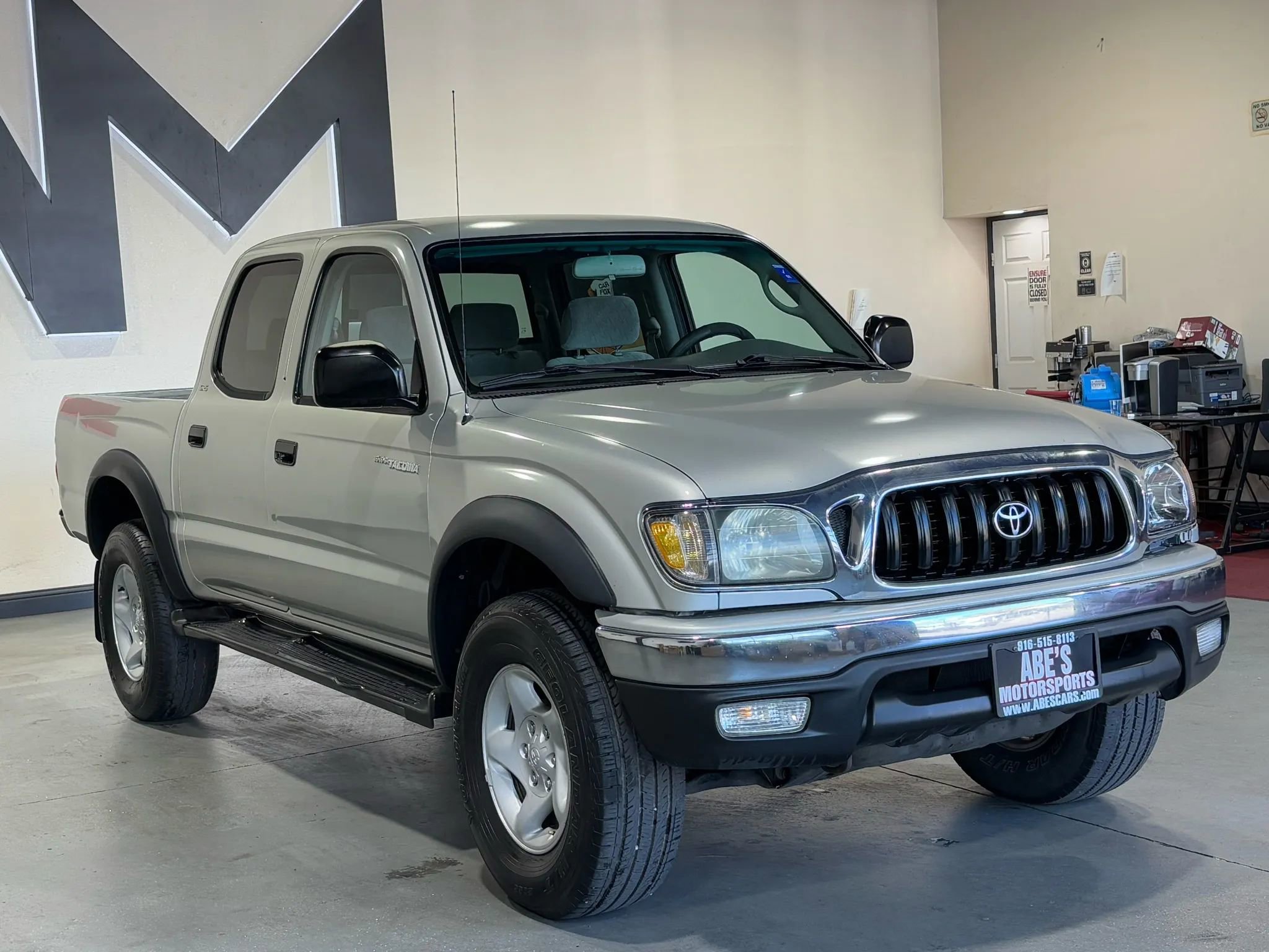 Used 2003 Toyota Tacoma PreRunner image 2