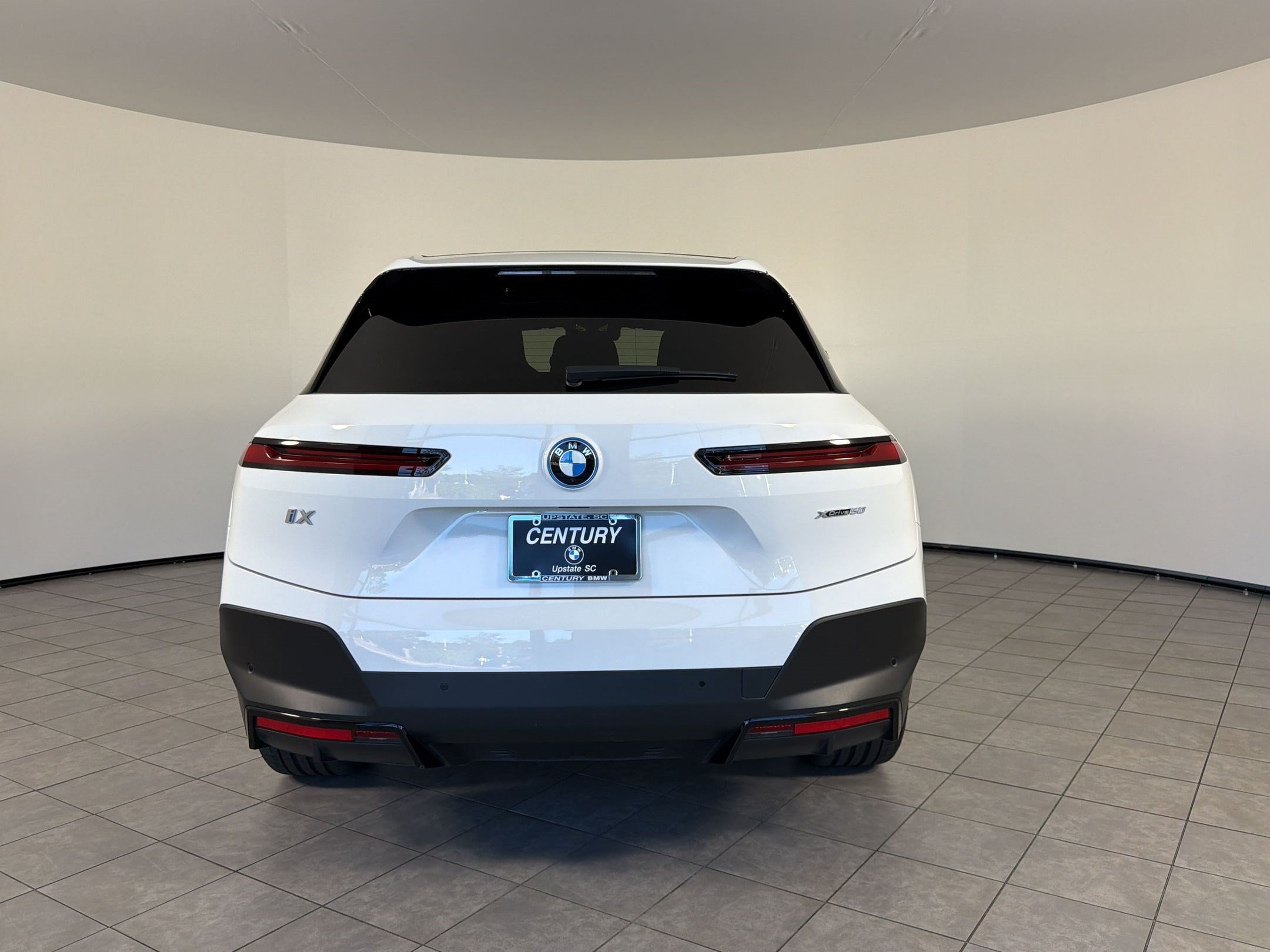 Certified 2023 BMW iX xDrive50 AWD/4WD image 9