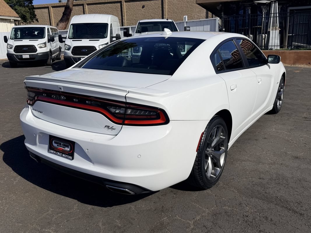 Used 2016 Dodge Charger R/T w/ Plus Group RWD image 6