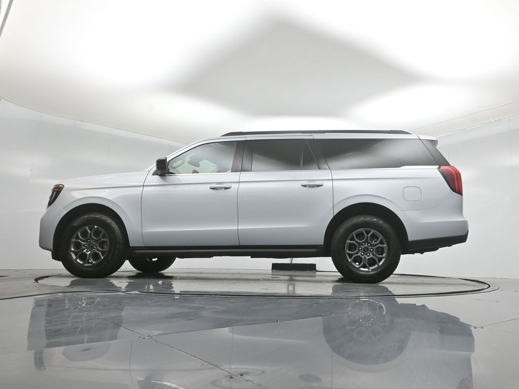 Used 2025 Ford Expedition Max Active RWD image 50