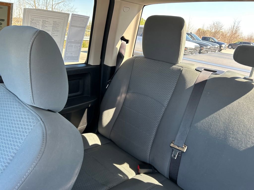 Used 2015 RAM 2500 Tradesman w/ Chrome Appearance Group image 13