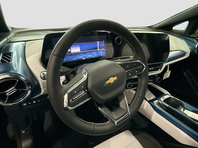 New 2026 Chevrolet Equinox EV LT AWD/4WD image 12