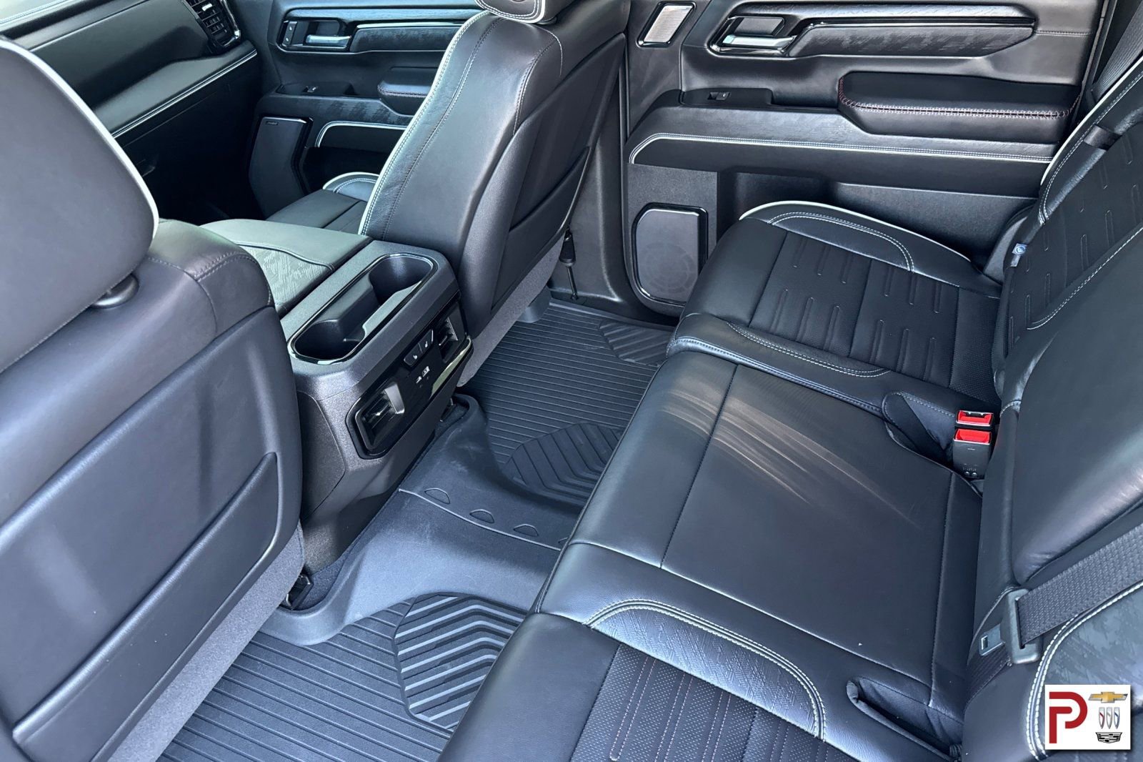 Certified 2025 GMC Sierra 2500 AT4X w/ AT4X AEV Edition AWD/4WD image 14