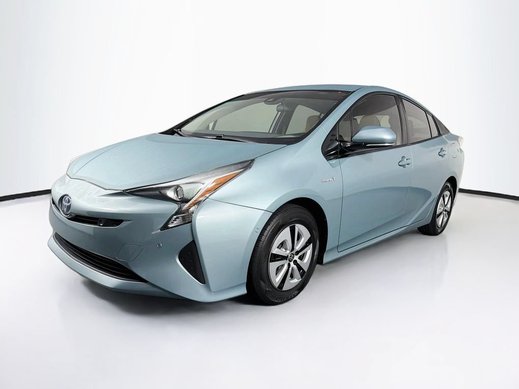 Used 2017 Toyota Prius Two w/ Prius Two Safety Plus Package FWD image 3