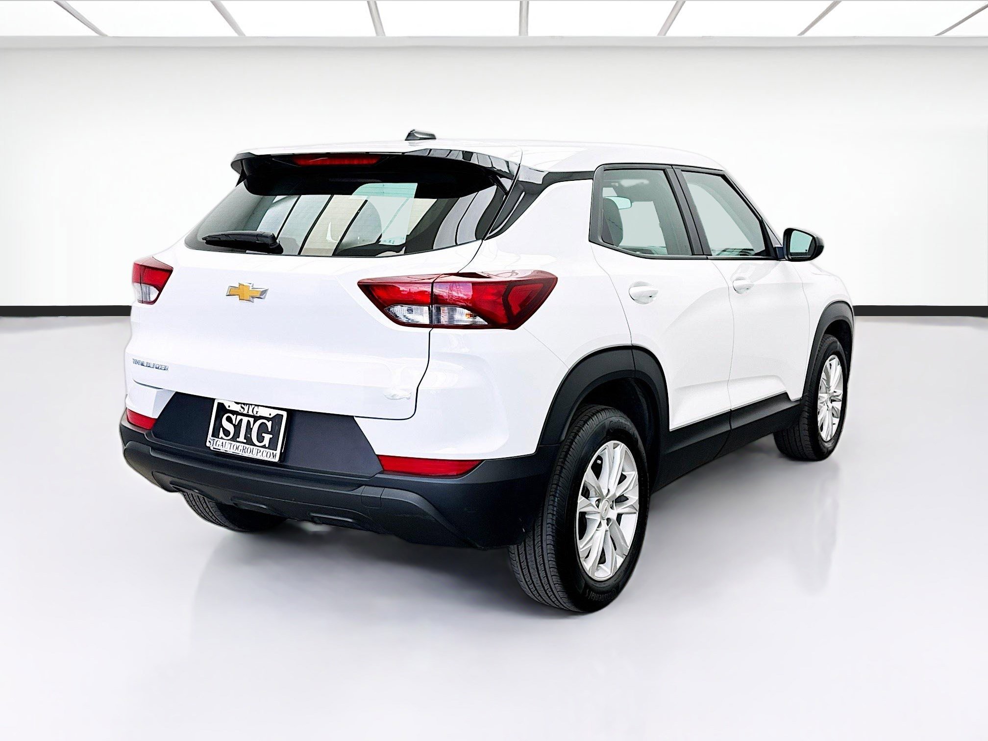 Used 2023 Chevrolet TrailBlazer LS FWD image 4