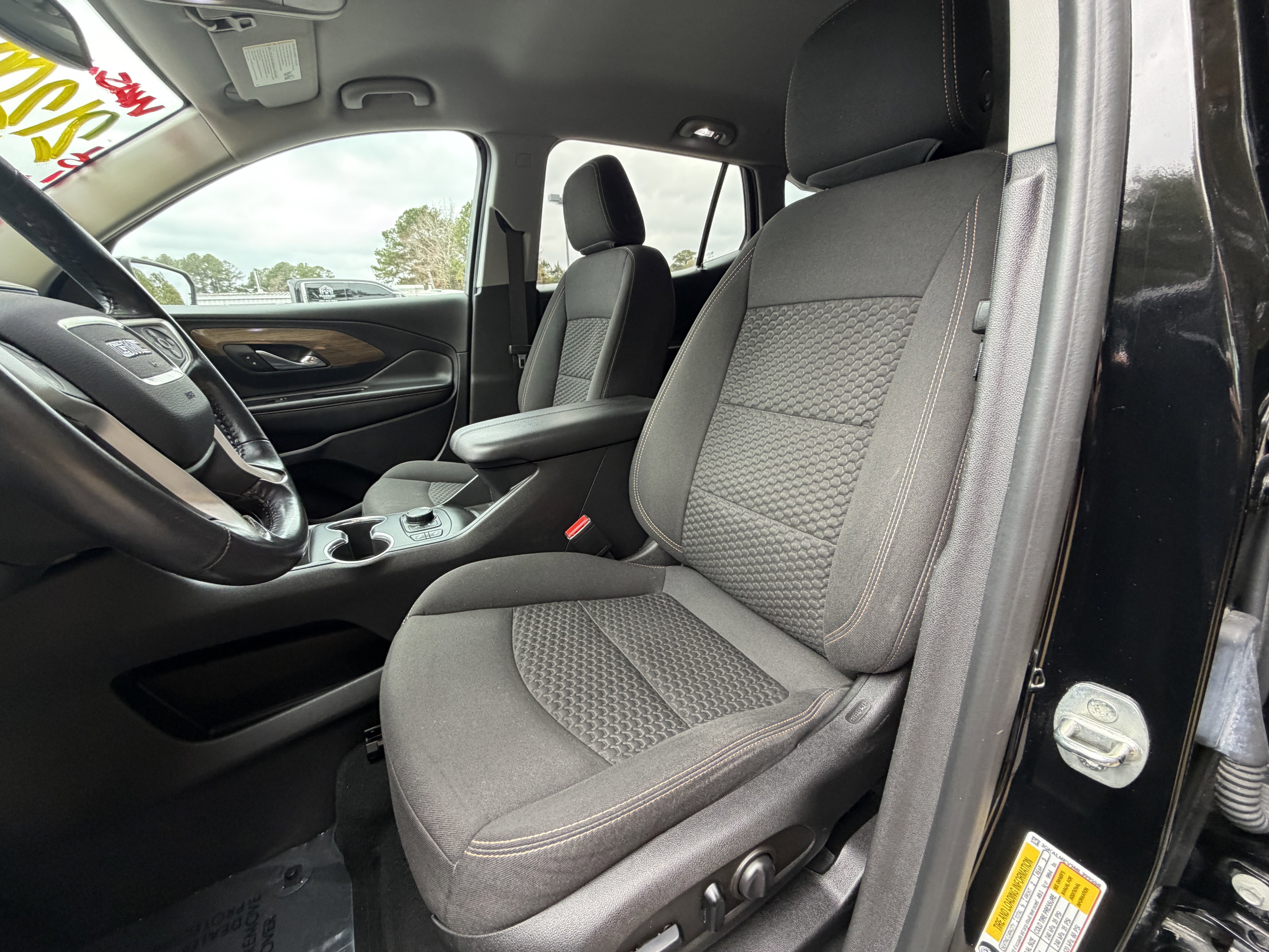 Certified 2021 GMC Terrain SLE w/ Driver Convenience Package image 16