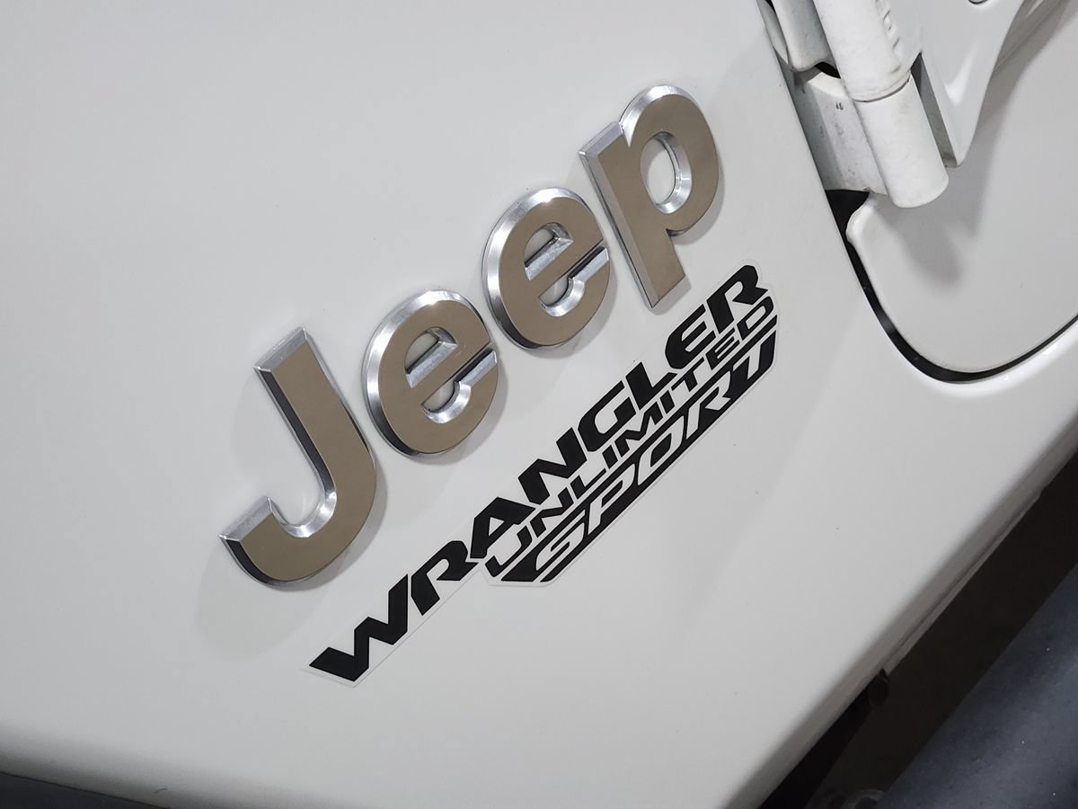 Used 2019 Jeep Wrangler Unlimited Sport S AWD/4WD image 17