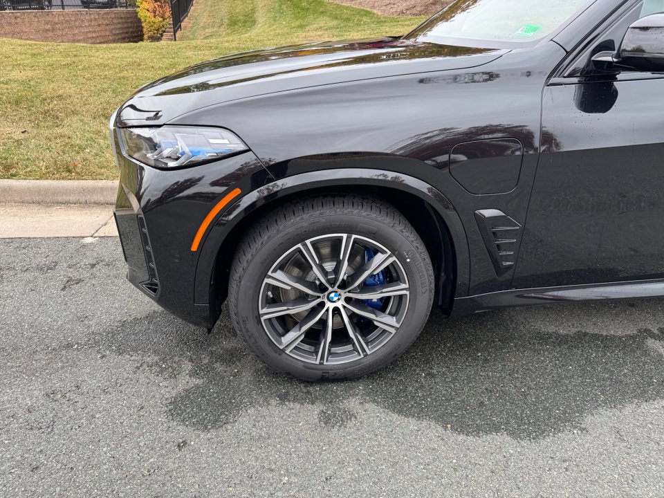 Used 2026 BMW X5 xDrive50e AWD/4WD image 27