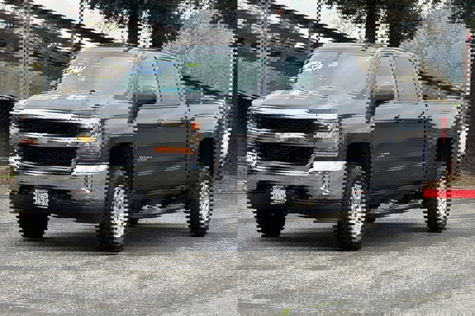 Used 2018 Chevrolet Silverado 1500 LT w/ All Star Edition image 8