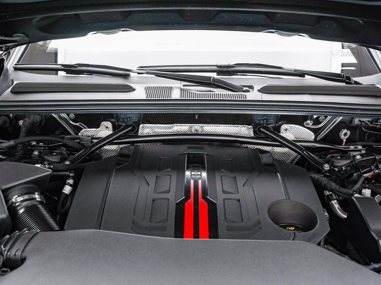 New 2025 Audi SQ5 Premium Plus image 29