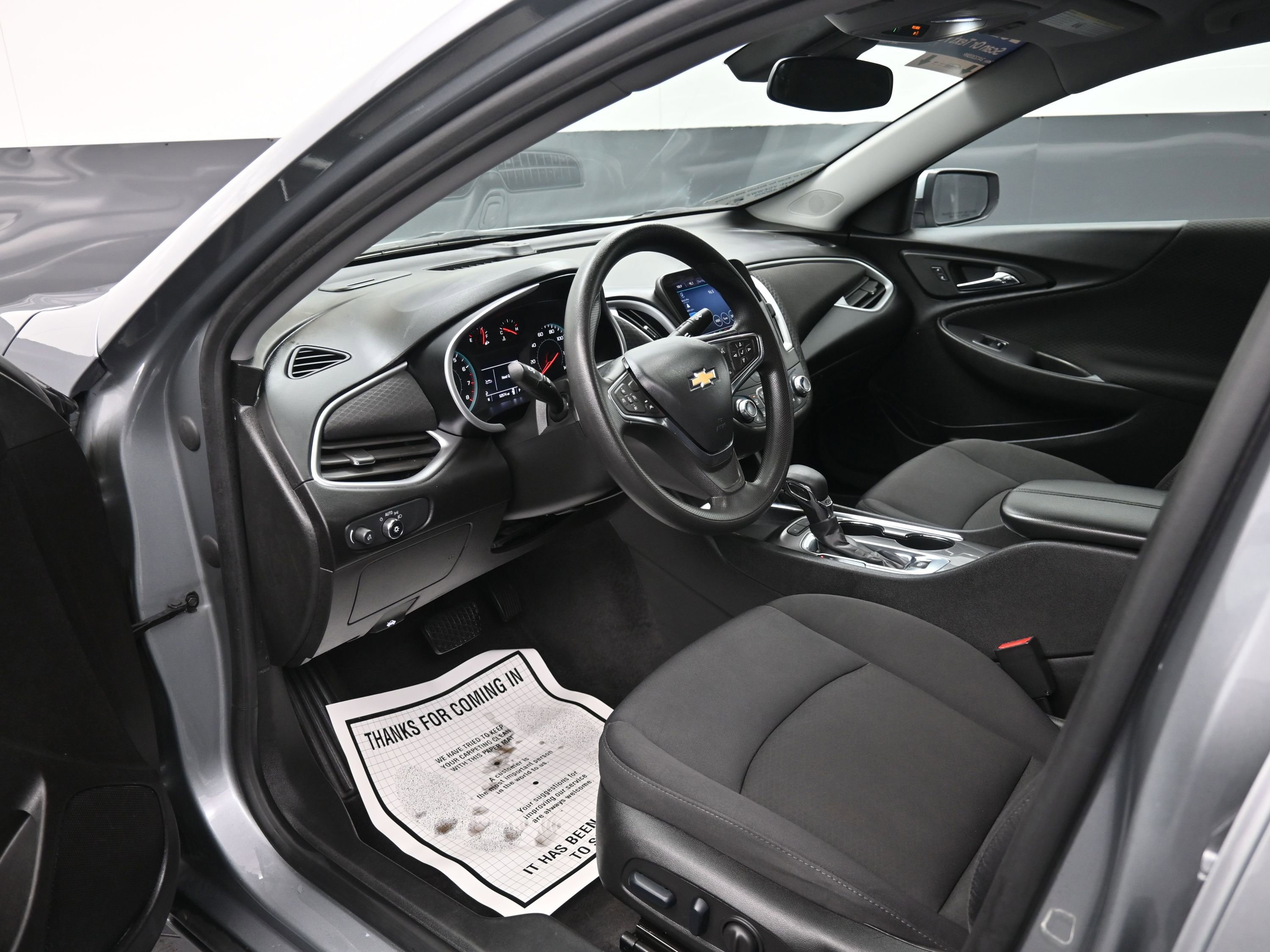 Used 2024 Chevrolet Malibu LT image 17