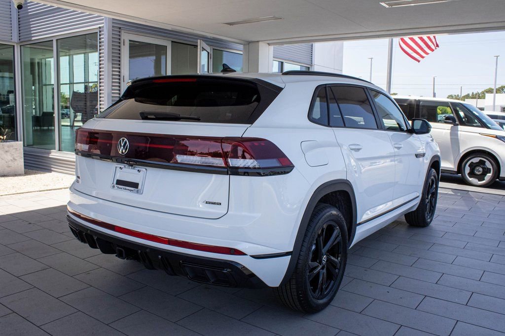 New 2025 Volkswagen Atlas Cross Sport SEL R-Line AWD/4WD image 22