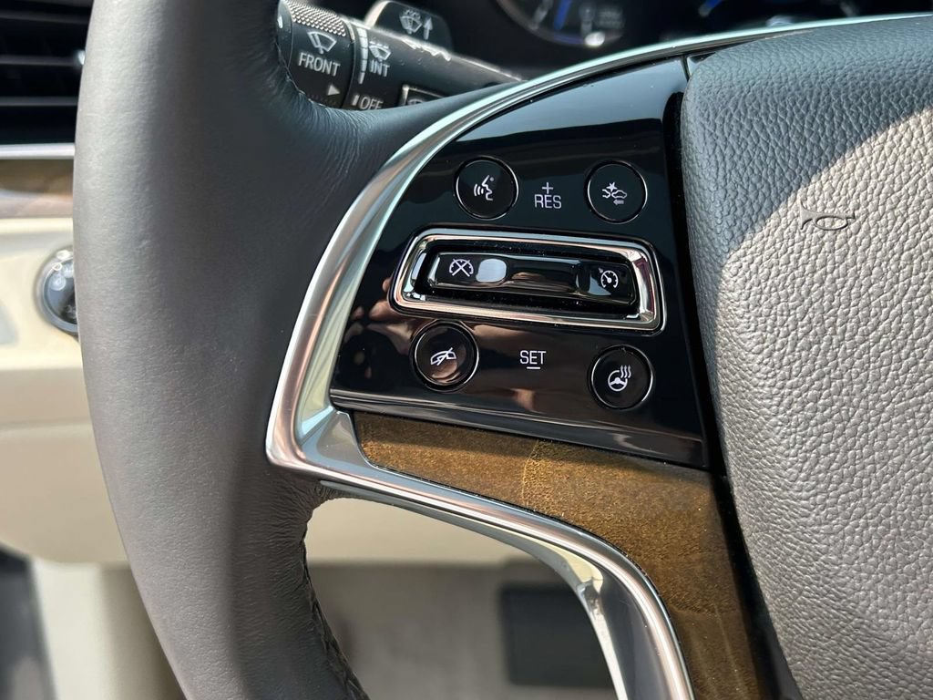 Used 2020 Cadillac Escalade Luxury AWD/4WD image 24