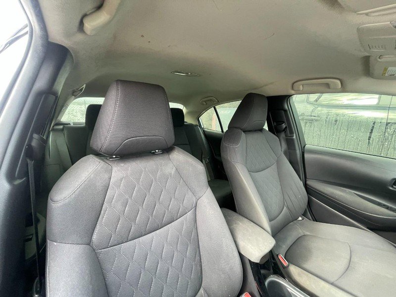 Used 2022 Toyota Corolla LE w/ LE Convenience Package image 4