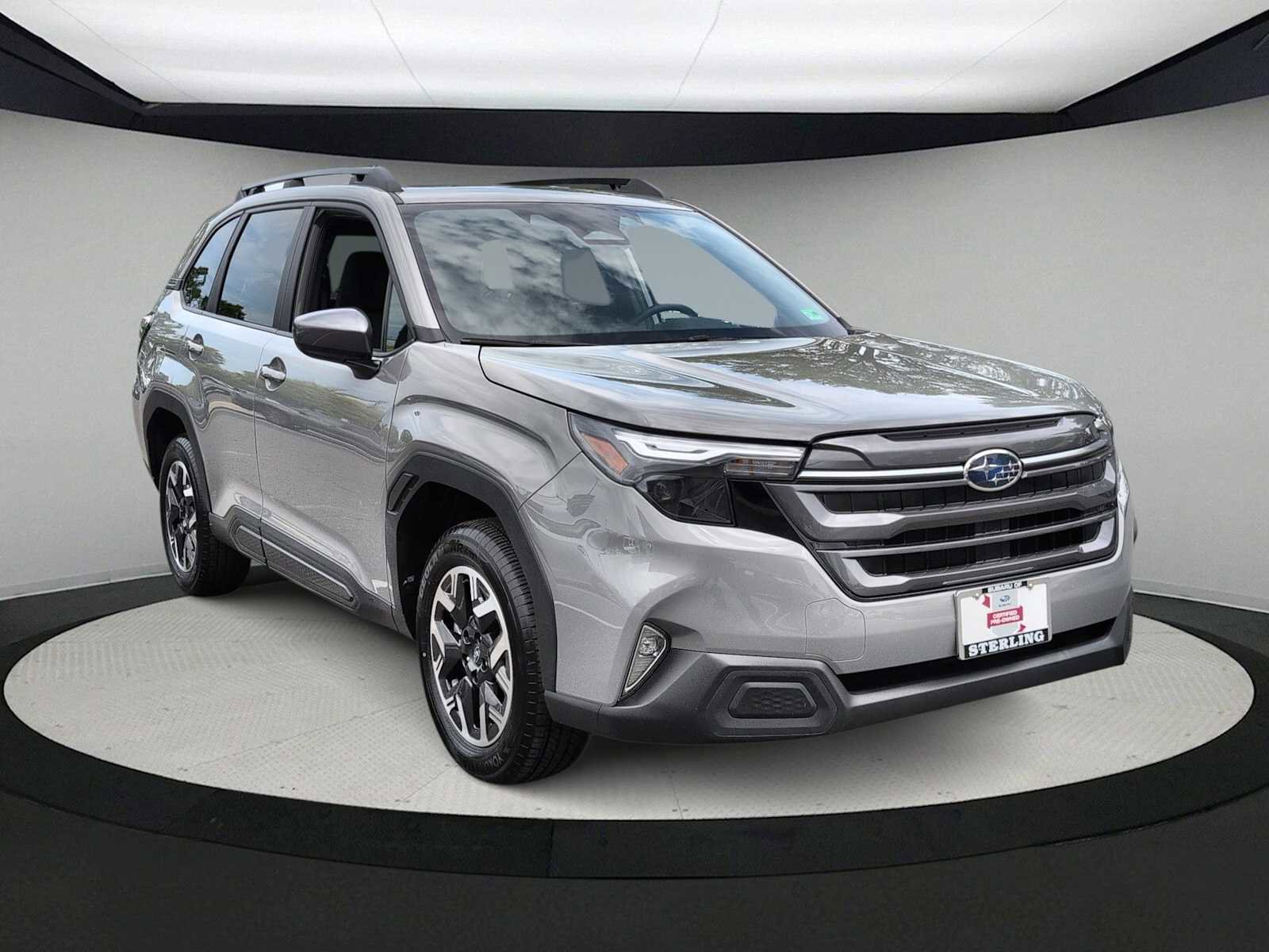 Used 2026 Subaru Forester Premium AWD/4WD image 2