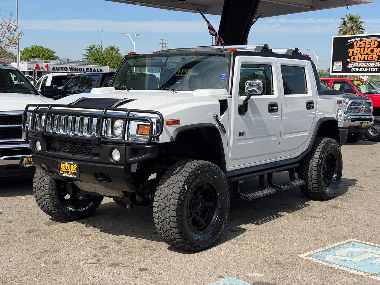 Used 2005 HUMMER H2 SUT w/ Preferred Equipment Group image 42