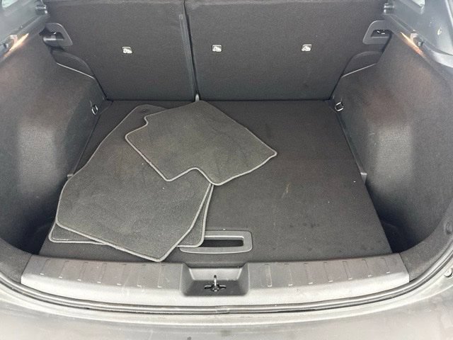 Used 2025 Nissan Kicks SR FWD image 30