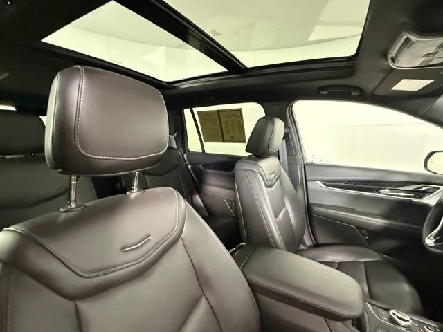 Certified 2024 Cadillac XT6 Premium Luxury AWD/4WD image 34