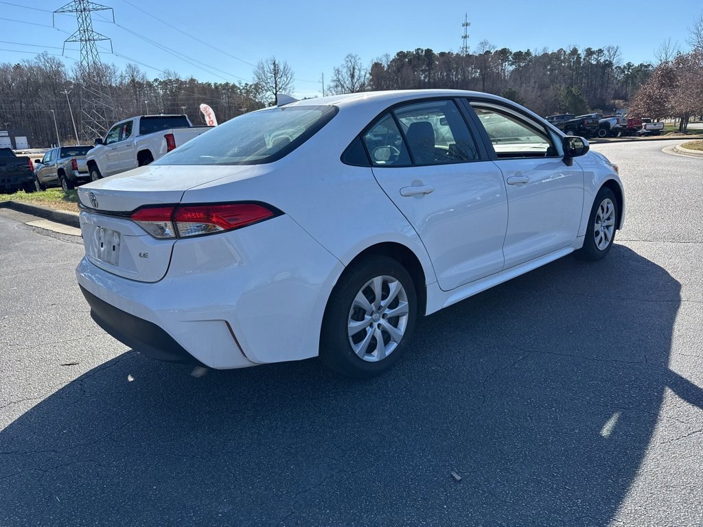 Used 2023 Toyota Corolla LE image 5