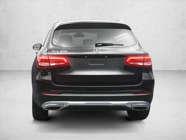 Used 2018 Mercedes-Benz GLC 300 4MATIC image 3