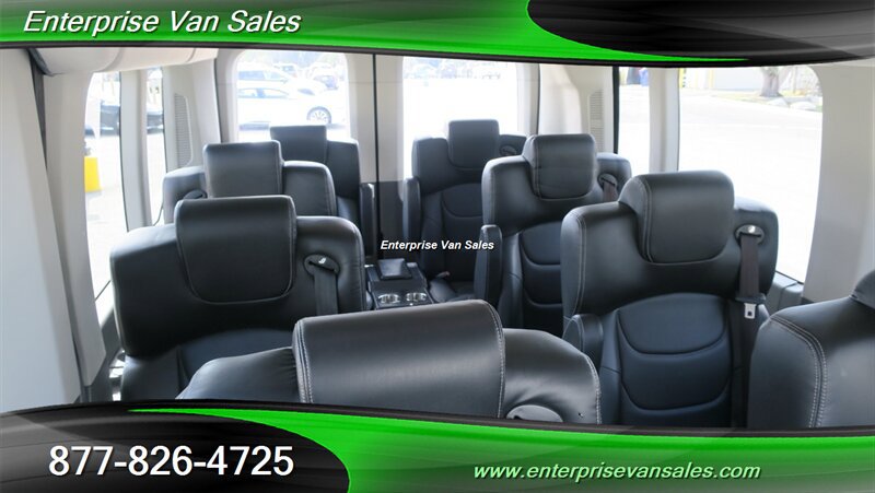 Used 2021 Ford Transit 350 XLT RWD image 13