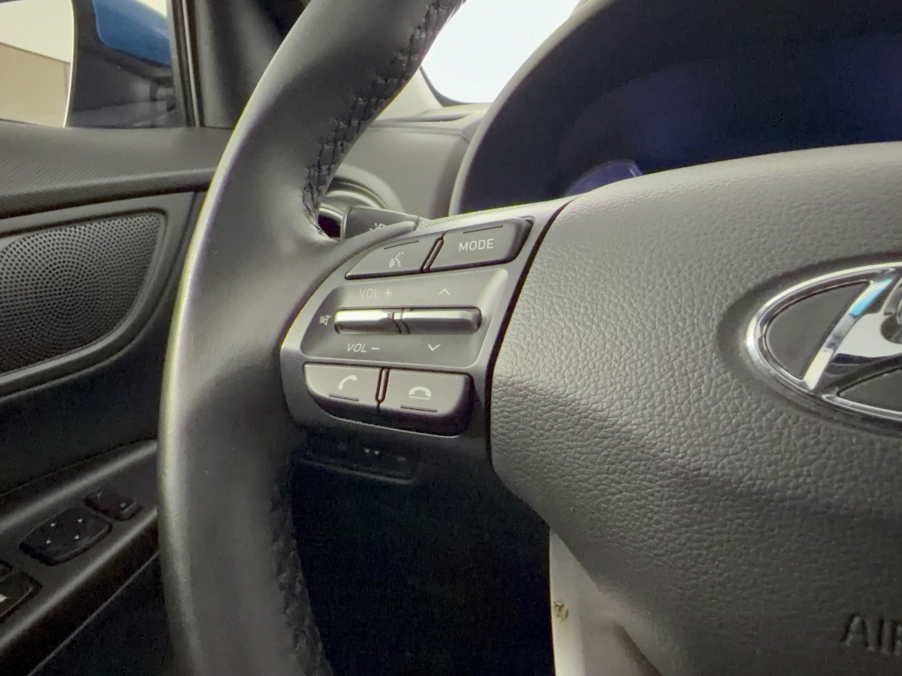 Used 2021 Hyundai Kona Ultimate AWD/4WD image 18