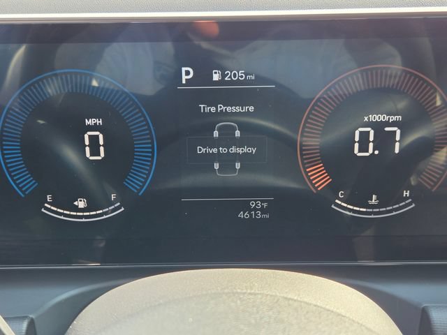 Used 2025 Hyundai Santa Cruz SEL FWD image 28