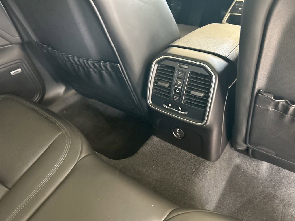 Used 2022 Porsche Macan image 27