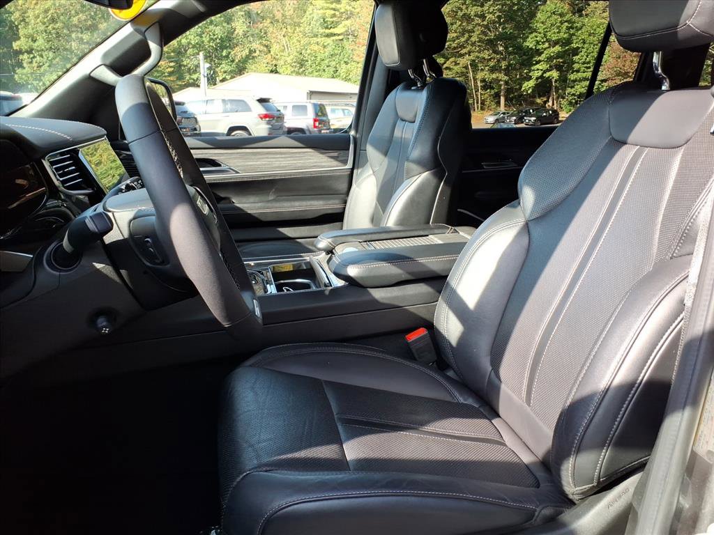 Used 2022 Jeep Wagoneer Series II image 9