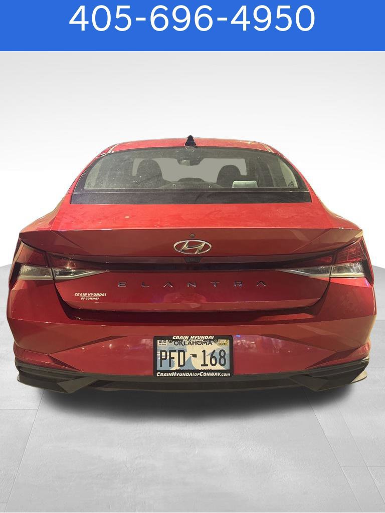 Used 2022 Hyundai Elantra SEL FWD image 6