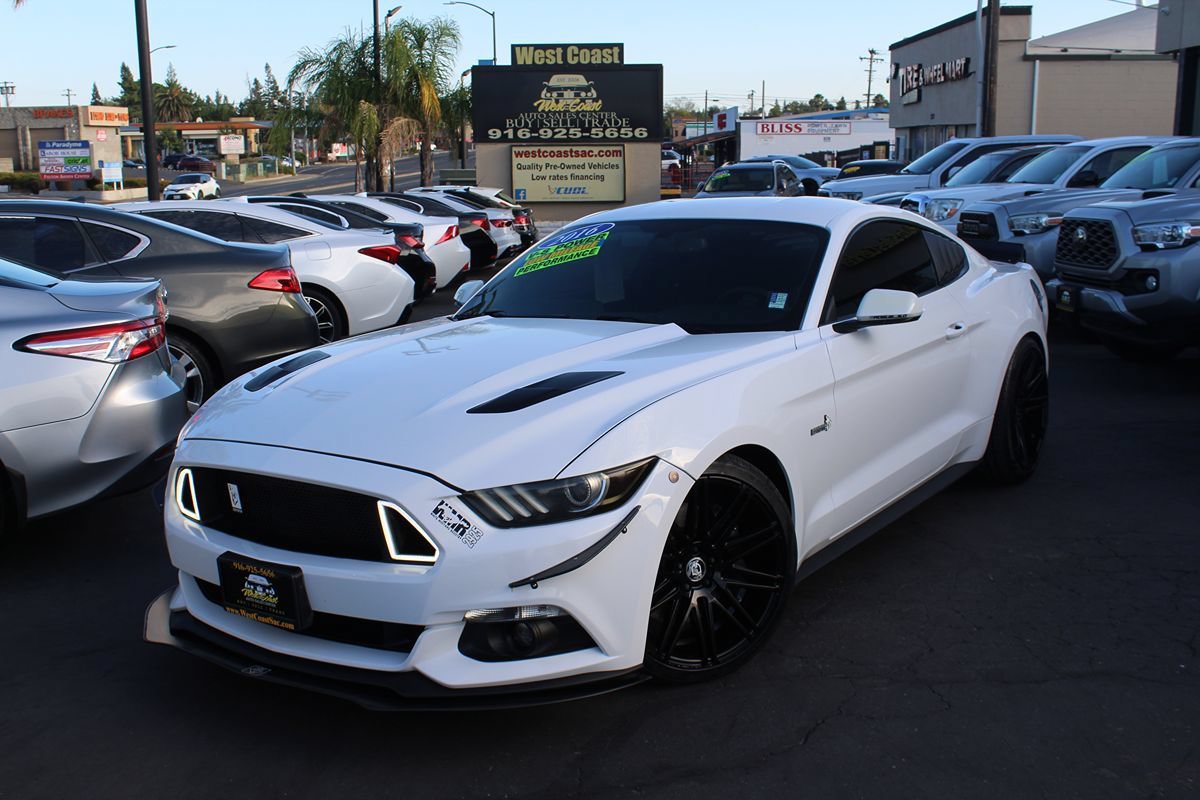 Used 2016 Ford Mustang GT w/ Interior & Wheel Package RWD image 40