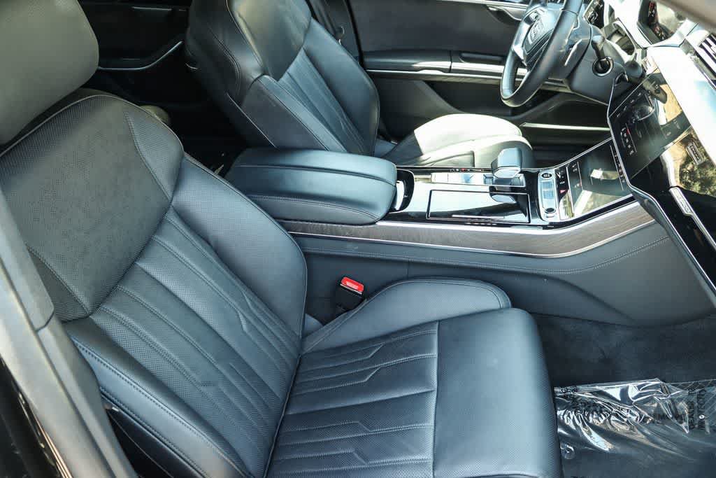Used 2025 Audi A8 L 3.0T w/ Executive Package AWD/4WD image 15