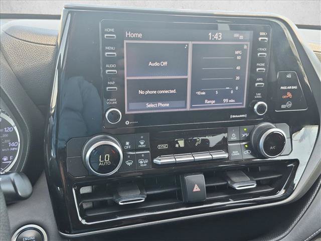 Used 2021 Toyota Highlander L FWD image 13